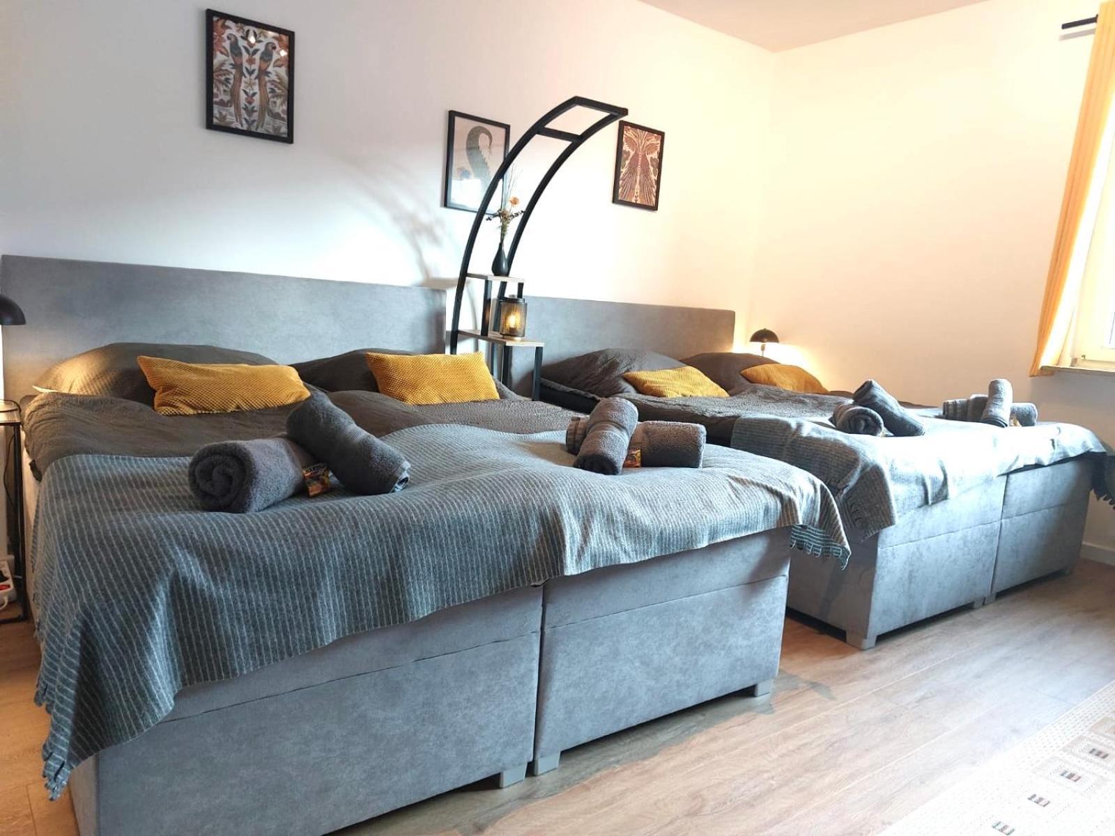 Rtr Essen - Fuer Bis Zu 8 Personen - Voll Ausgestattet - Zentral Limbecker Platz - Messe - Uniklinikum - Smart Tv - Modern Apartment Ngoại thất bức ảnh